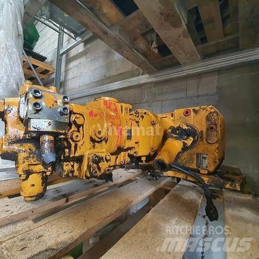 Liebherr 922 Transportes - Outros
