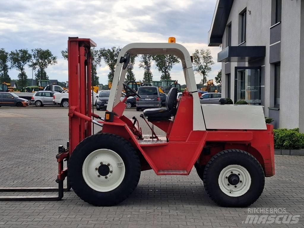 Manitou MC 25 Empilhadores todo-terreno