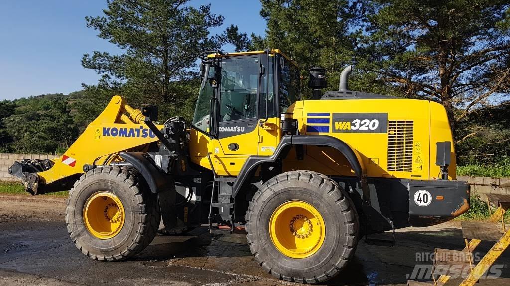Komatsu WA320-8E0 Pás carregadoras de rodas