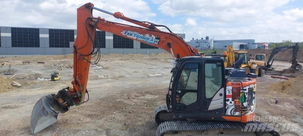 Hitachi ZX 135 US-6 Escavadoras de rastos