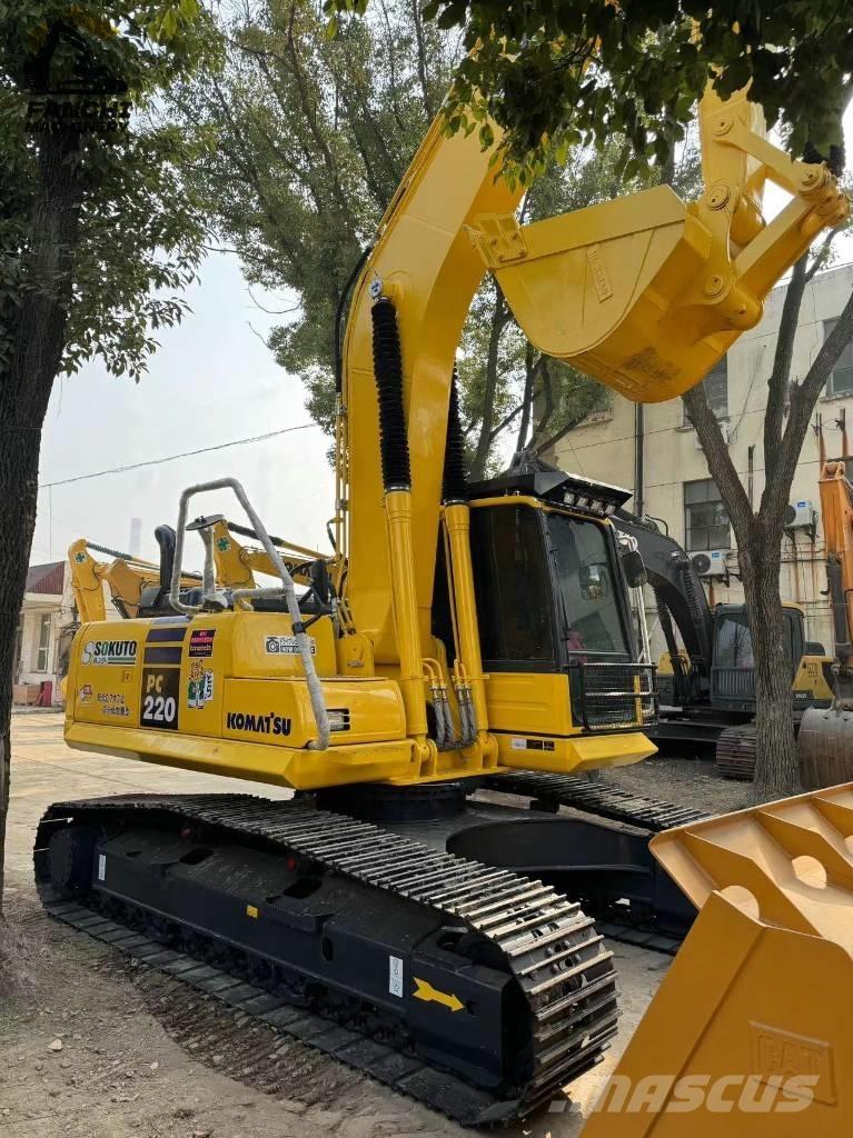 Komatsu PC 220 LC Escavadoras de rastos