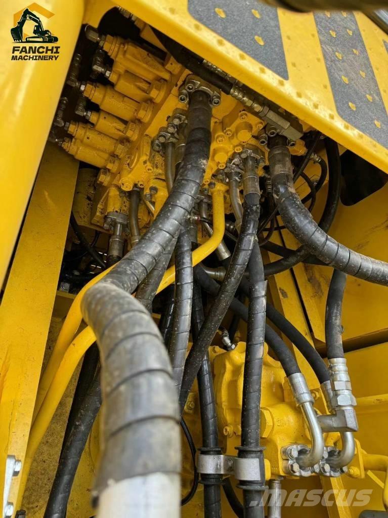 Komatsu PC 220 LC Escavadoras de rastos