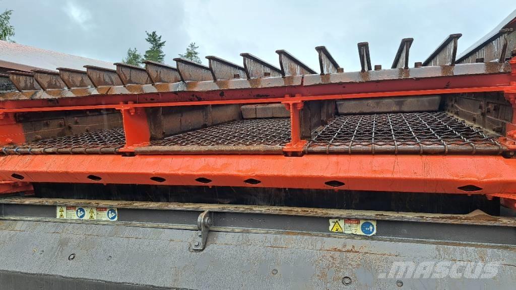 Sandvik QE 141 Crivos móveis