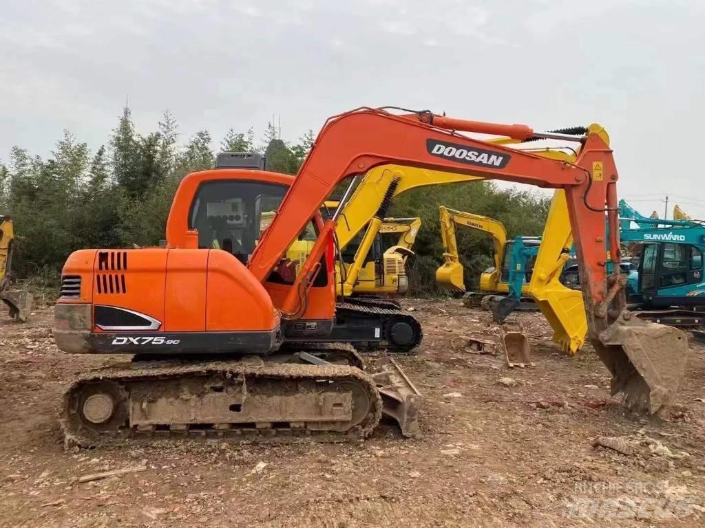 Doosan DX 75-9 C Escavadoras de rastos
