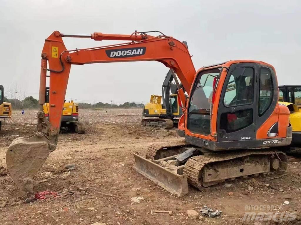 Doosan DX 75-9 C Escavadoras de rastos
