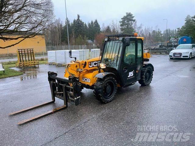 JCB 525-60T5 Manipuladores telescópicos