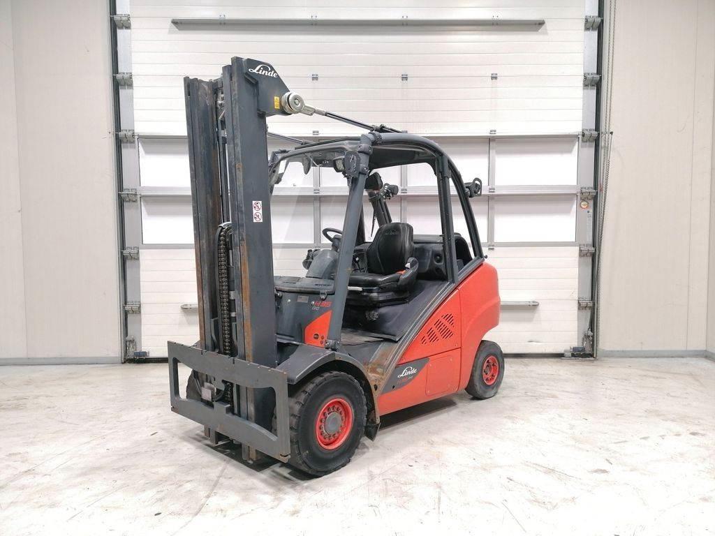 Linde H35T-02 Empilhadores a gás