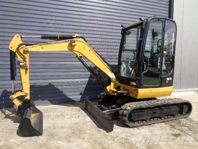 CAT 302.7 D Mini Escavadoras <7t
