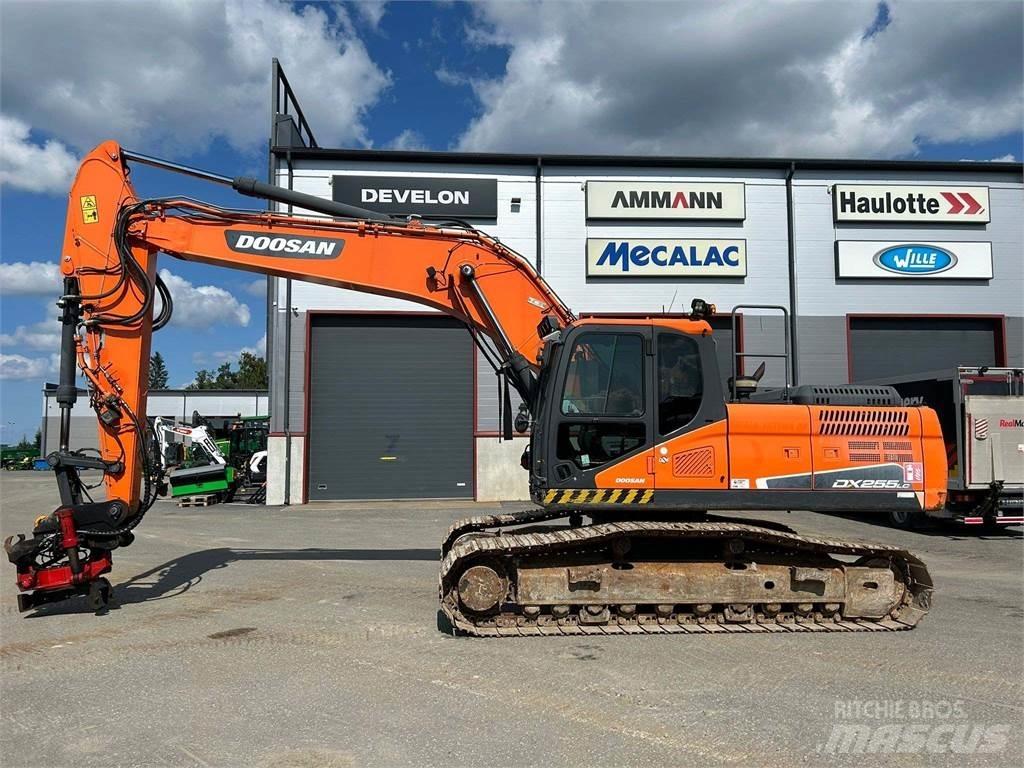 Doosan DX255LC-5 Escavadoras de rastos