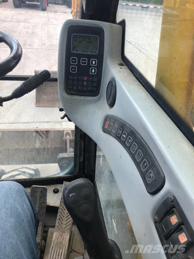 JCB JS145W Escavadoras de rodas
