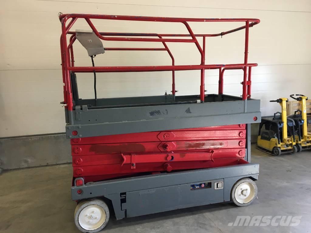 UpRight Saxlift X32N Plataformas aéreas montadas em atrelados