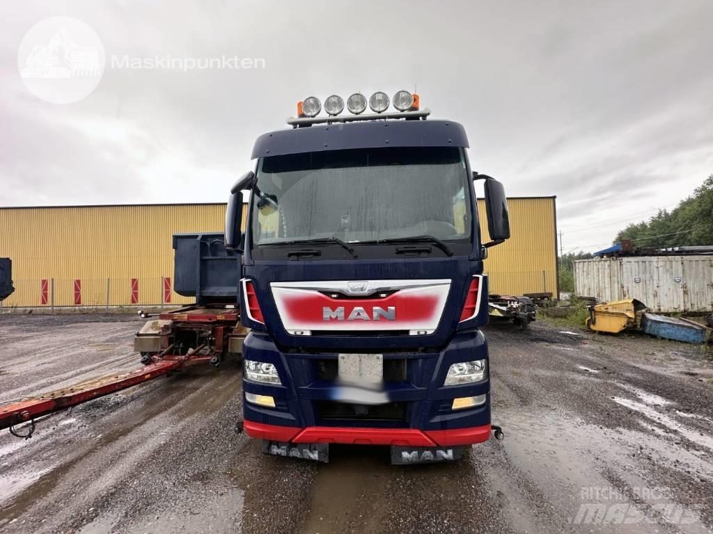 MAN TGX 26.480 Camiões de caixa fechada