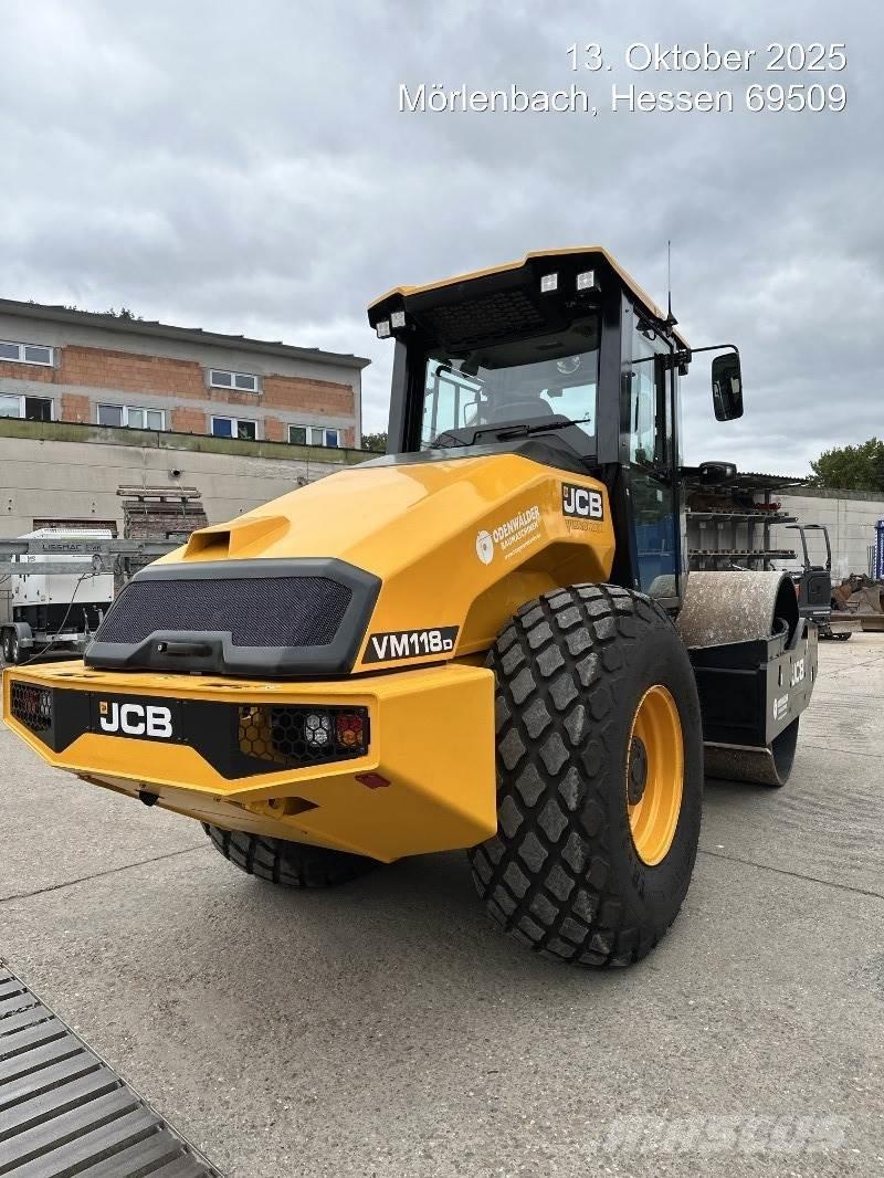 JCB VM118D Cilindros