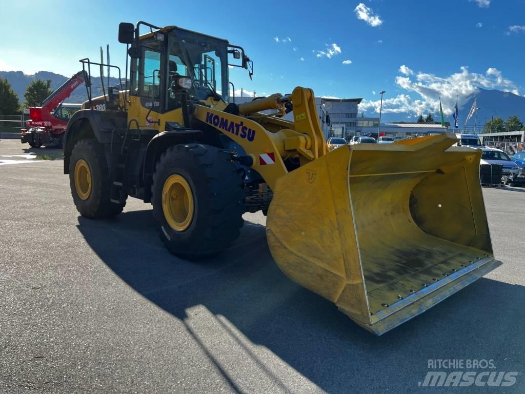 Komatsu WA380-8E0 Pás carregadoras de rodas