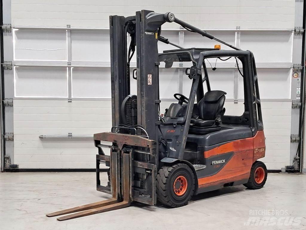 Linde E30L-01 Empilhadores eléctricos