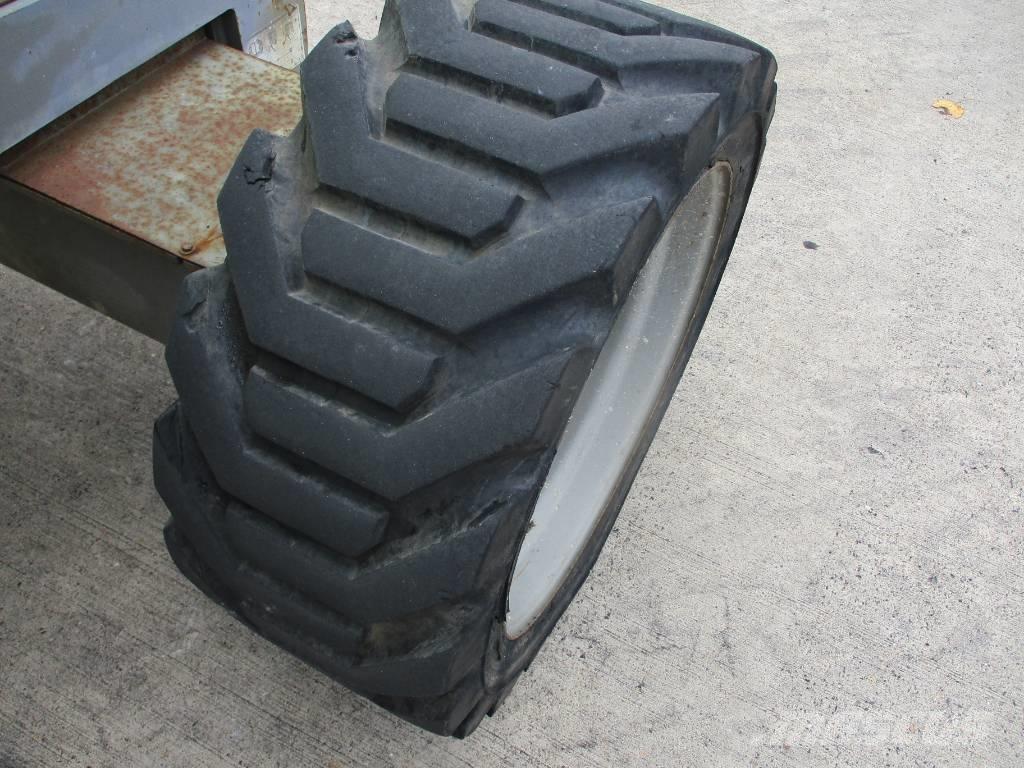 Genie Z45/25 (639) Plataformas de braço compactas auto-propulsão