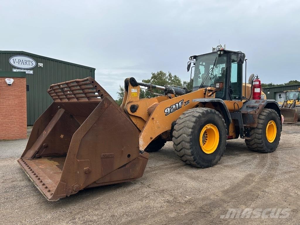 CASE 921F XR Pás carregadoras de rodas