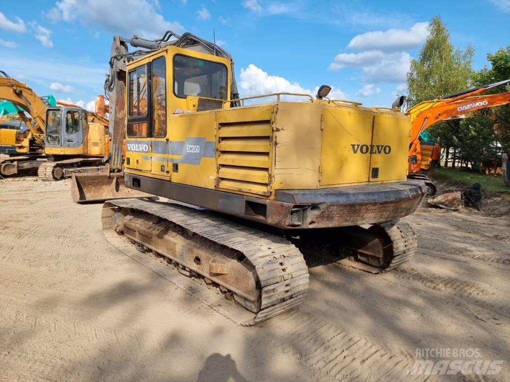 Volvo EC 200 Escavadoras de rastos
