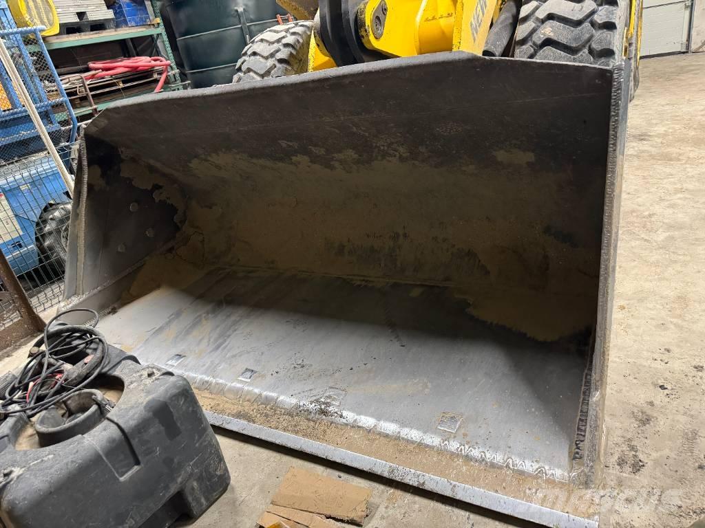 New Holland W 190 B Pás carregadoras de rodas