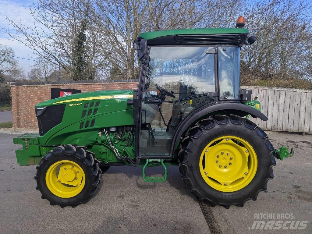 John Deere 5075GN Tratores Agrícolas usados