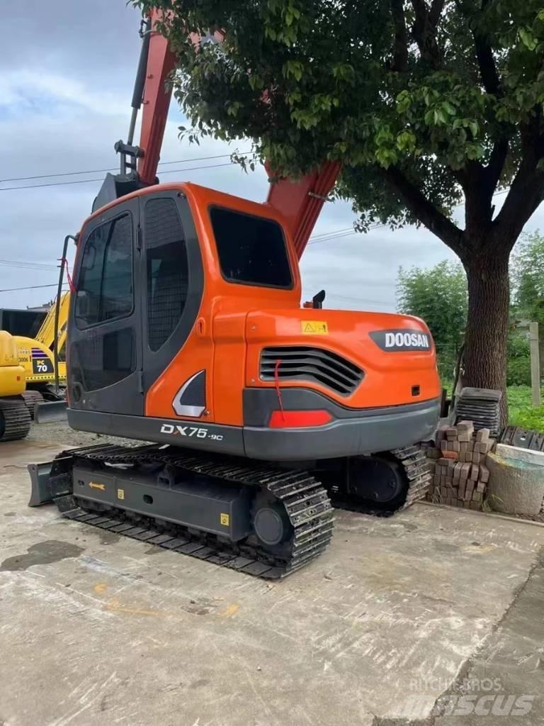 Doosan DX75-9C Escavadoras de rastos