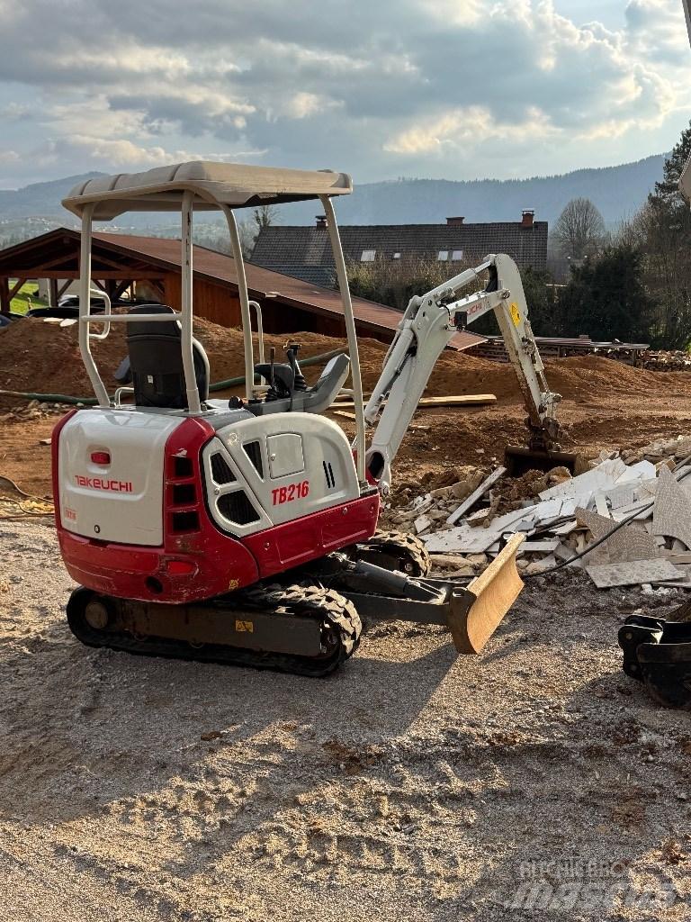 Takeuchi TB 216 Mini Escavadoras <7t