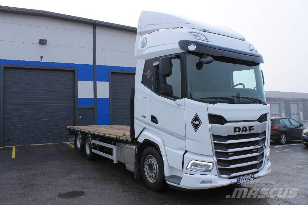 DAF XF 530 FAS Camiões estrado/caixa aberta