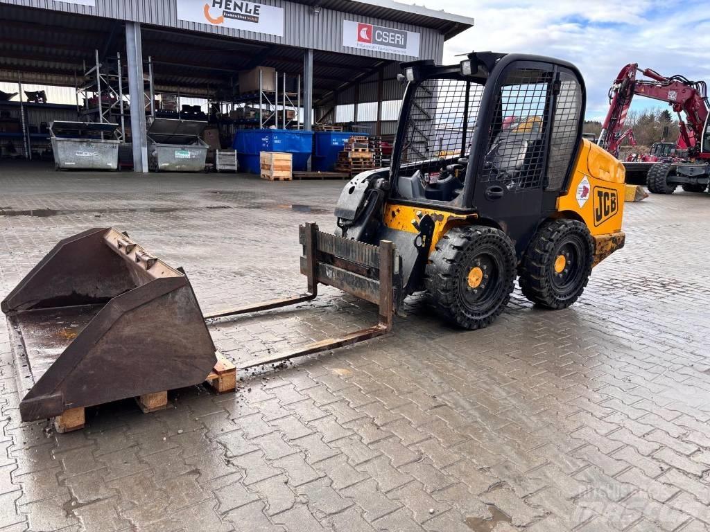 JCB 170 Carregadoras de direcção deslizante
