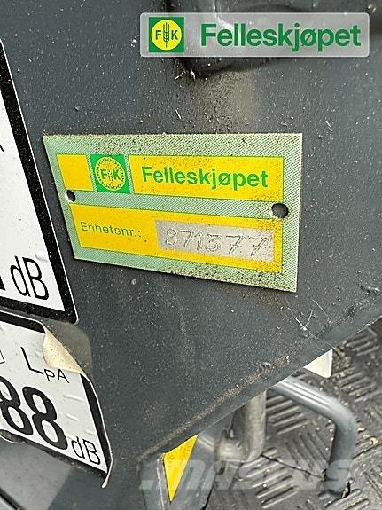 Avant 220 Espaços verdes - Outros

