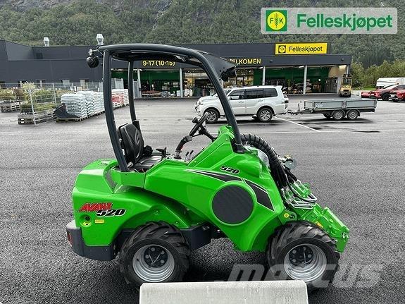 Avant 520 Carregadoras de direcção deslizante