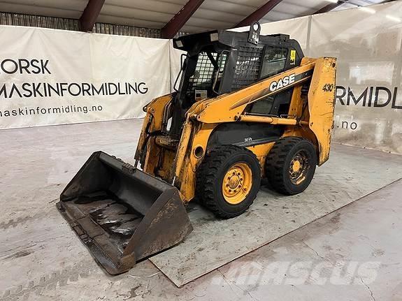 CASE 430 Carregadoras de direcção deslizante