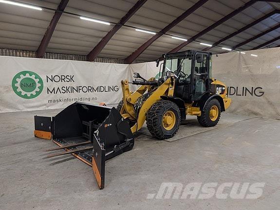 CAT 906 Pás carregadoras de rodas