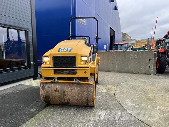 CAT CB34B Pavimentadoras de asfalto