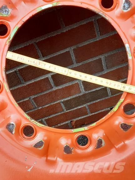 CLAAS  Pneus Agrícolas