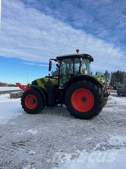CLAAS Arion 610 Tratores Agrícolas usados
