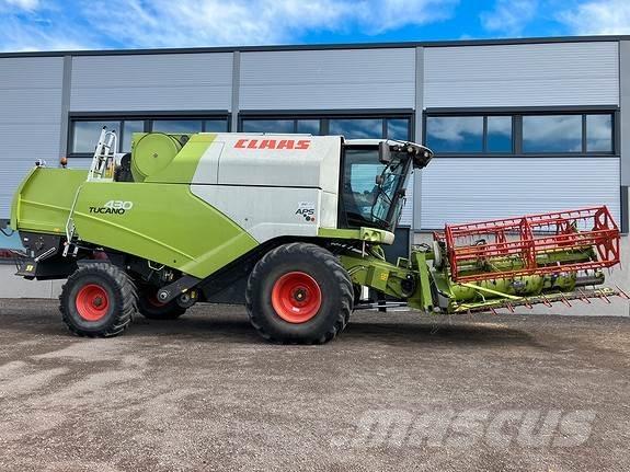 CLAAS Tucano 430 Ceifeiras debulhadoras