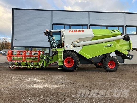 CLAAS Tucano 430 Ceifeiras debulhadoras