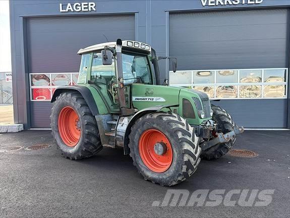 Fendt 712 Favorit Tratores Agrícolas usados