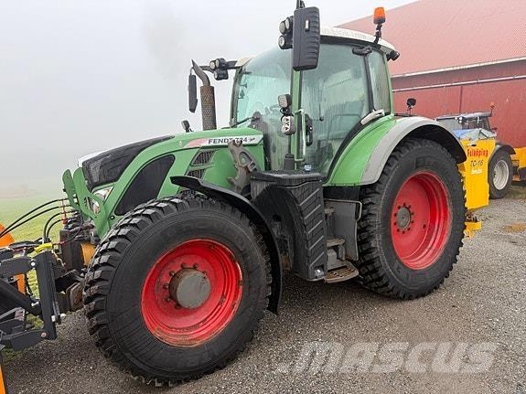 Fendt 724 Tratores Agrícolas usados