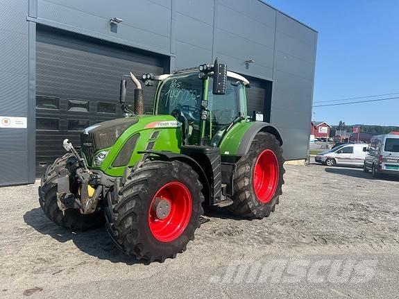 Fendt 724 VARIO Tratores Agrícolas usados
