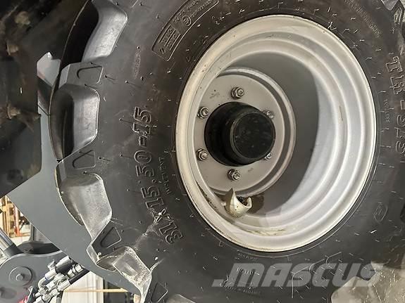 GiANT G2500HD+ Carregadoras de direcção deslizante