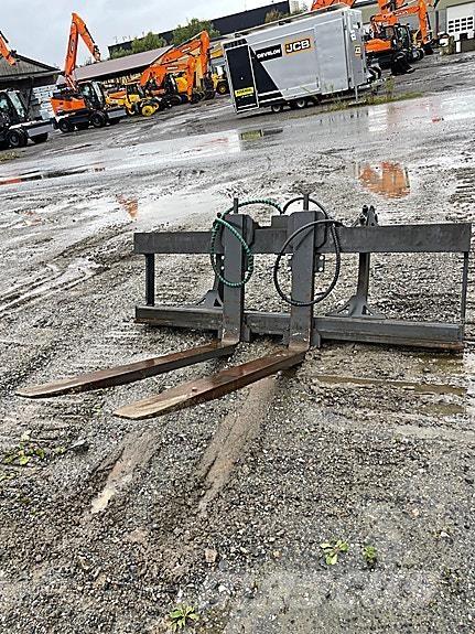 Gjerstad  Outros limpa-neves e máquinas de limpeza viária