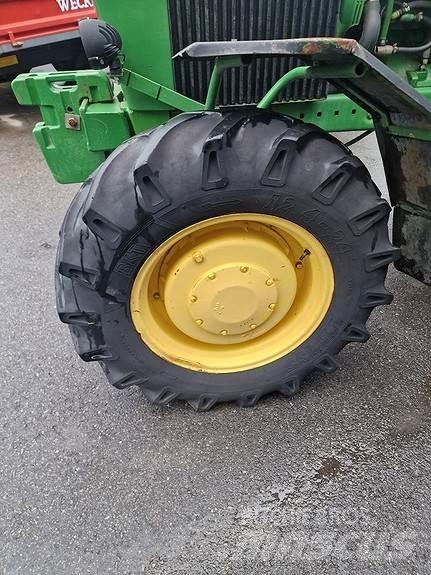 John Deere 4230 Tratores Agrícolas usados