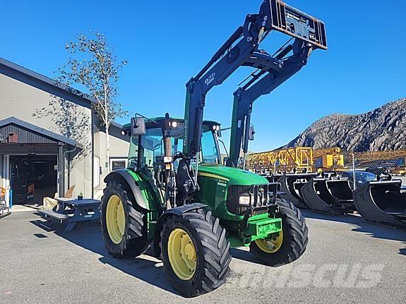 John Deere 5100 R Tratores Agrícolas usados