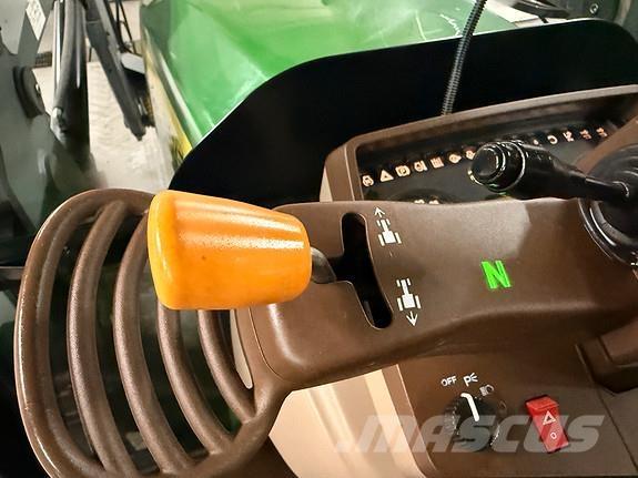 John Deere 5820 Tratores Agrícolas usados