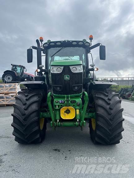 John Deere 6215R Tratores Agrícolas usados