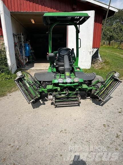 John Deere 7500A Espaços verdes - Outros
