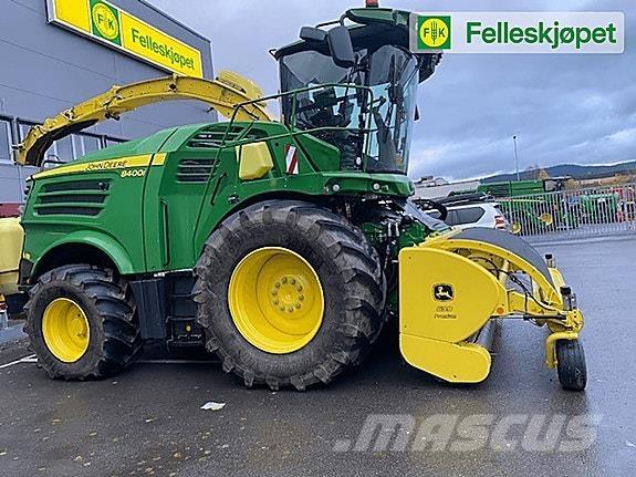 John Deere 8400 Gadanheiras-fileiras