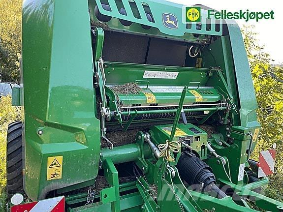 John Deere V451r Enfardadeira de rolos