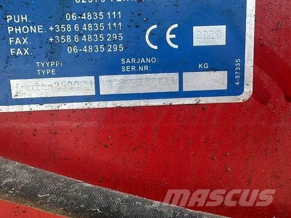 Junkkari KH 2500 Espalhadores de estrume